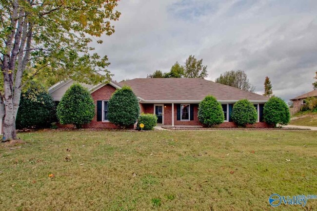Photo - 131 Clubhouse Ln