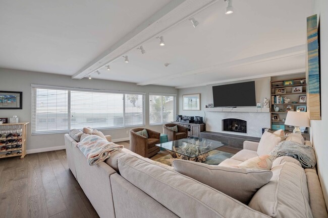 Photo - 1711 Camino de la Costa