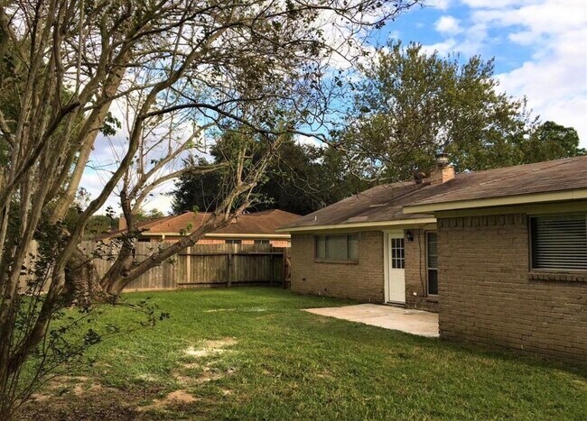 Photo - 22602 Fincastle Dr