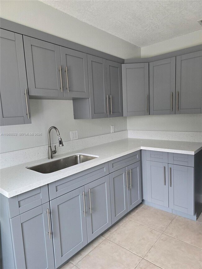 Photo - 280 NW 31st Ave