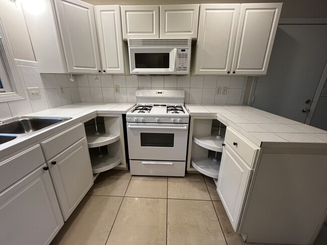 Photo - 515 Valley View Dr