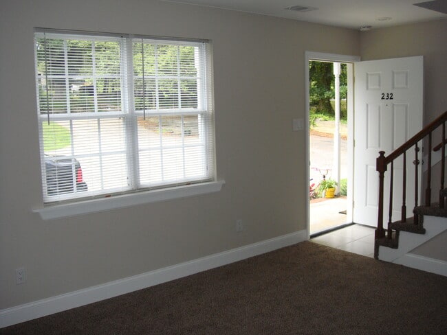 Photo - 232 Waldo St Townhome