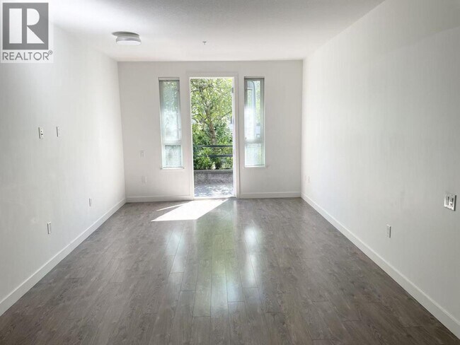 9250 University High St Unit 110