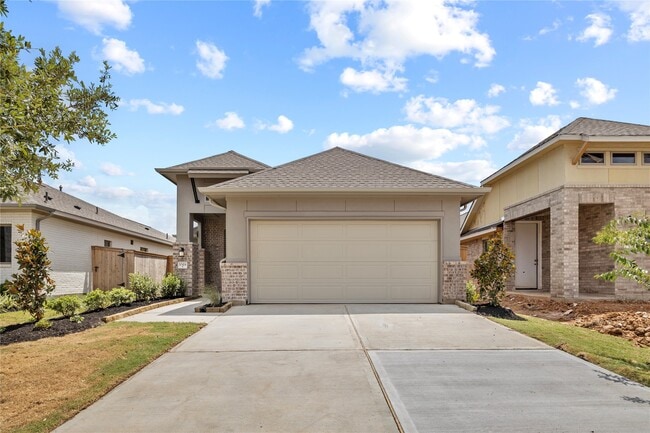 Building Photo - 10414 Starfire Yellow Dr