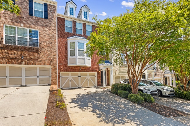 Building Photo - 1565 Oakdale Bluffs Dr Rental