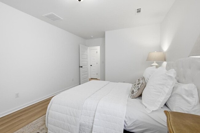 Photo - 207 Eagle Edge Dr