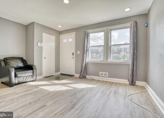 Photo - 4100 Ardley Ave