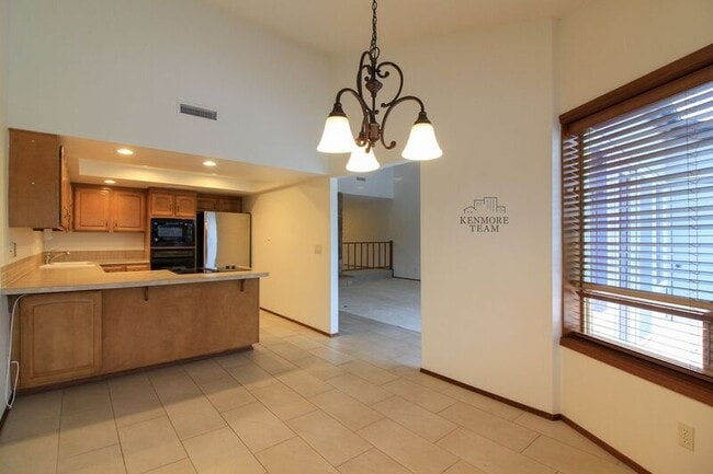 Photo - 279 Gage Blvd