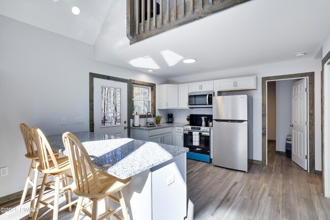 1121 Cobblewood Rd