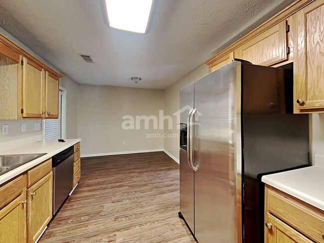 Photo - 322 Hillcrest Ln