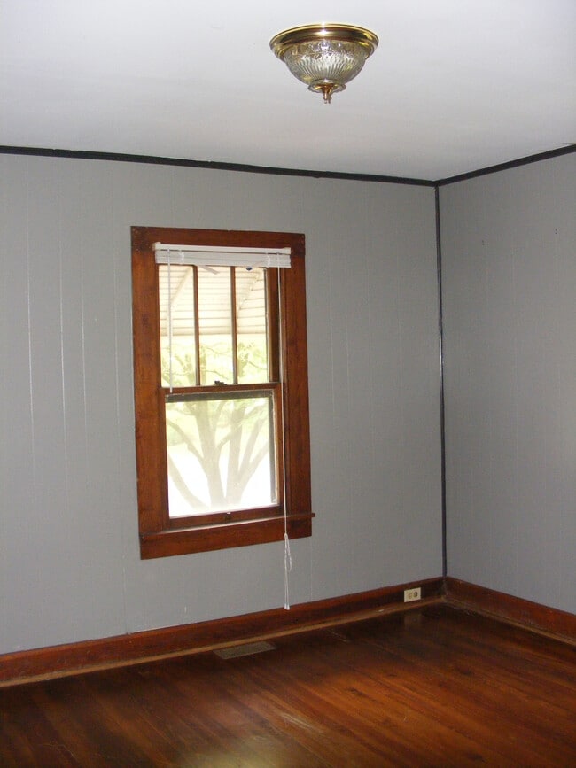 Photo - 6 Douglas St