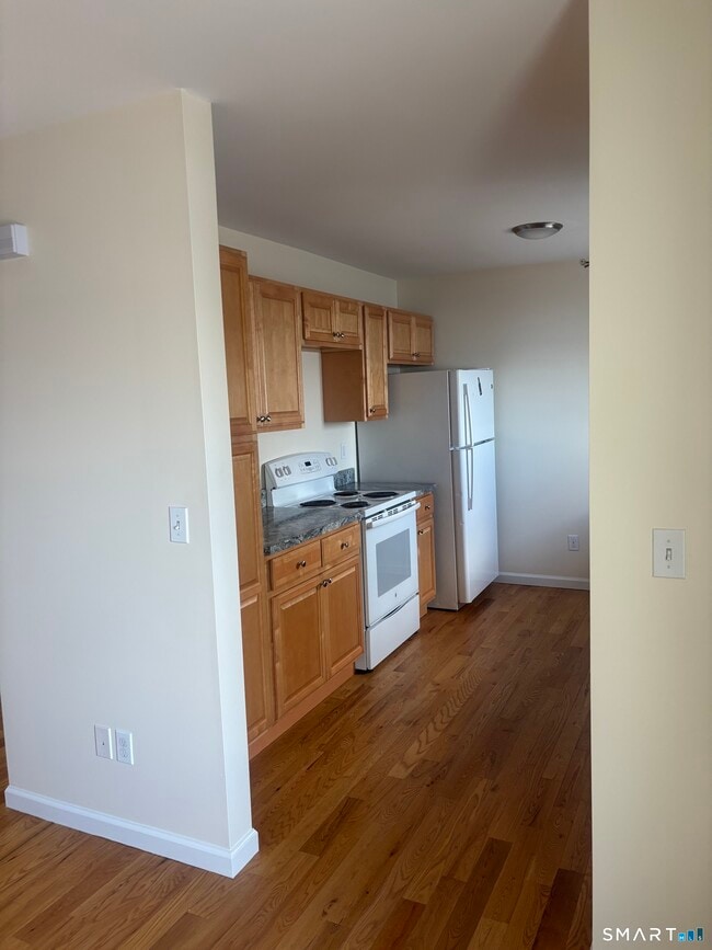 Photo - 90 Townsend Ave