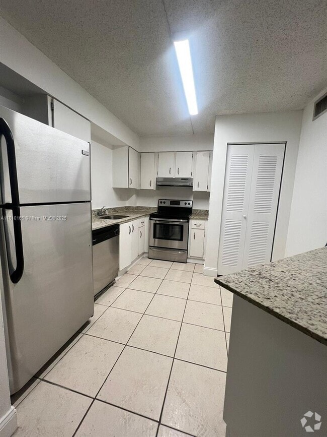 Building Photo - 6195 NW 186th St Unit 120 Rental
