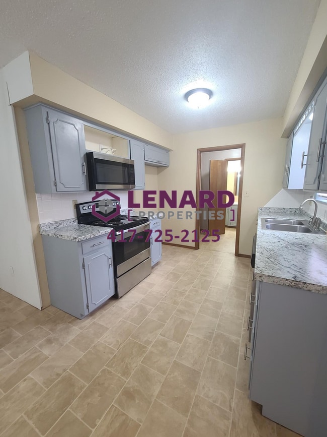 Photo - Spacious 3 Bedroom Home!