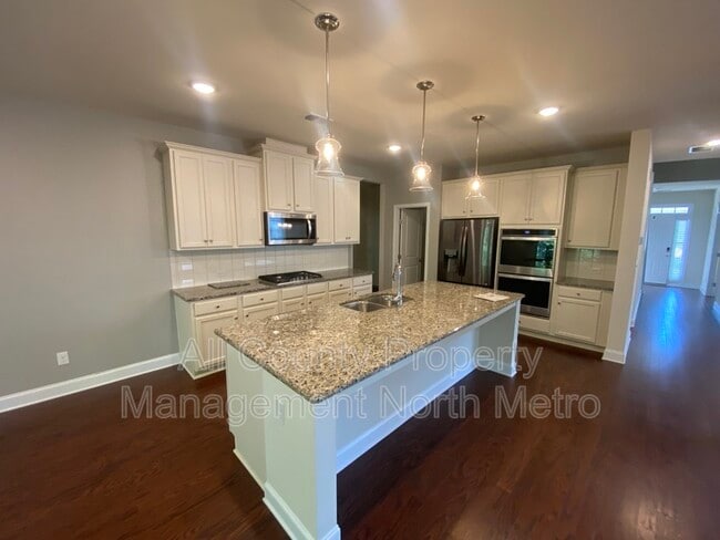 Photo - 4870 Odum View Ln