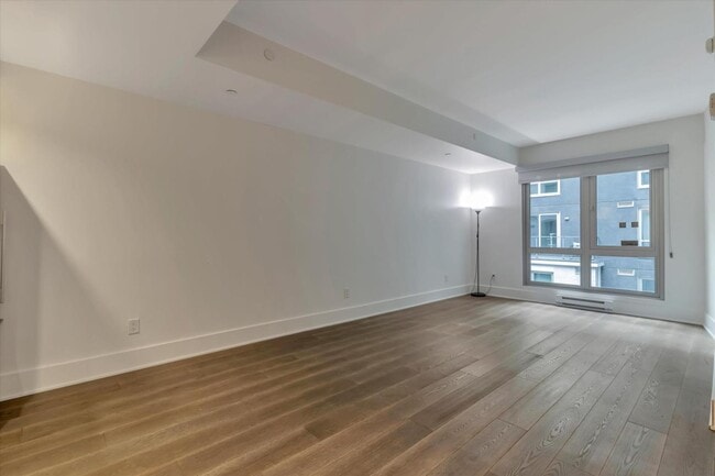 Building Photo - 1075 Market St