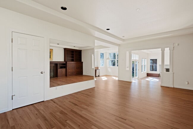 Photo - 8161 Ragle Pl