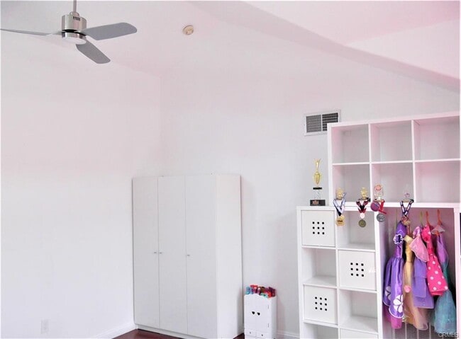 Photo - 27004 Karns Ct House