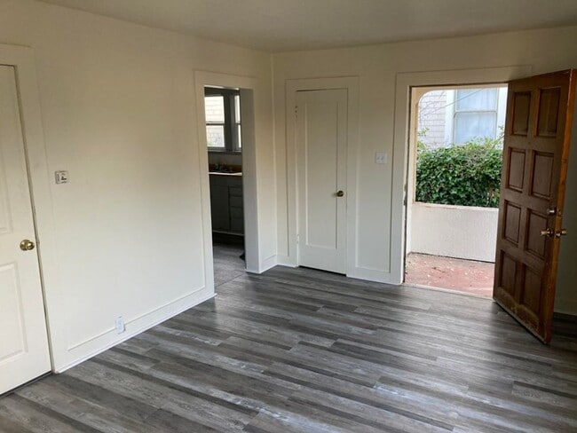 Photo - 19fiel Unit A