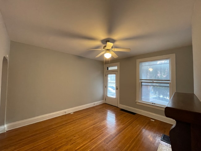 Photo - 80 W Greenwood Ave