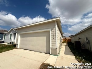 Building Photo - 3614 Amber Glade