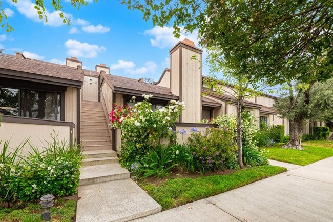 Building Photo - 7225 Shoup Ave Unit 17