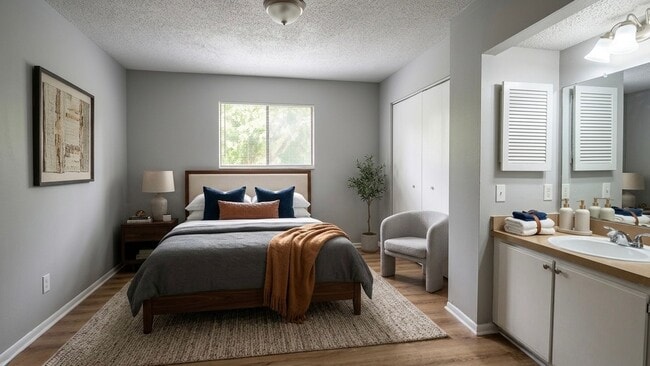 Photo - 2 Bed, 1 Bath Affordable Westside Apartment || Move in Ready!