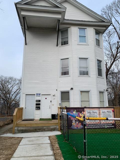 Photo - 117 Dikeman St Apartamento Unidad 1st Floor