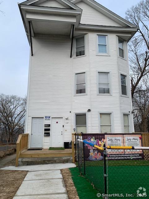 Building Photo - 117 Dikeman St Unit 1st Floor Rental