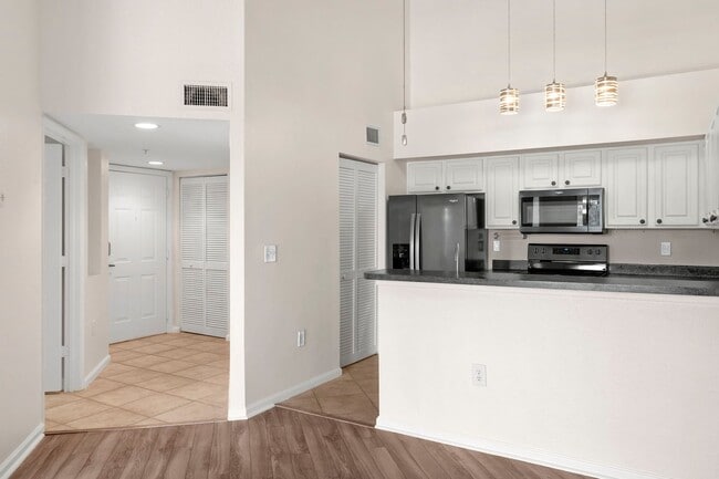 Photo - One Bedroom One Bathroom Condo Great Ameni... Unidad 322