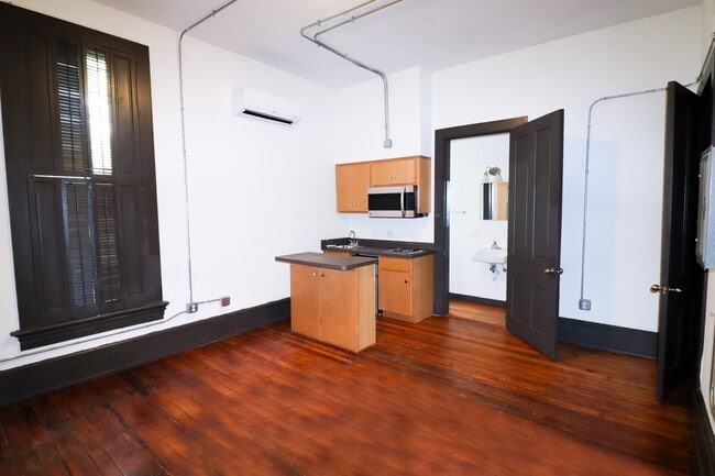 Photo - 2632 Eden Ave