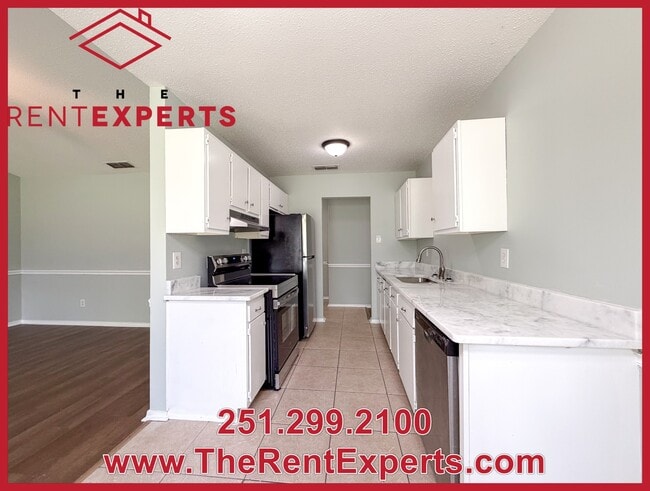 Photo - 9760 Royal Woods Dr N