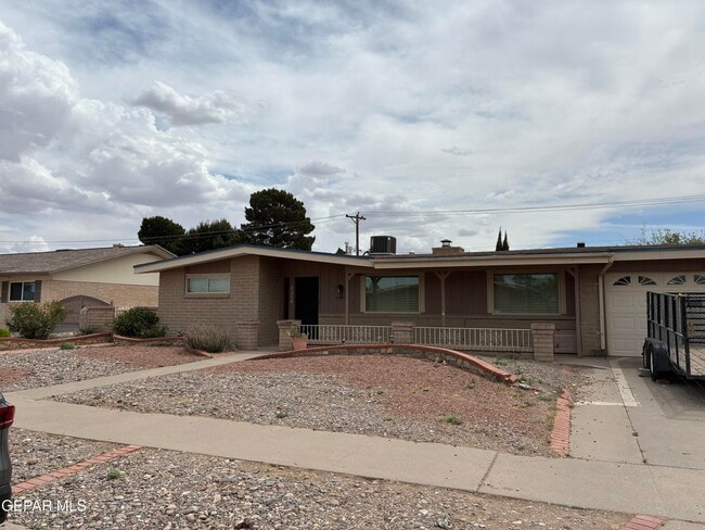 Photo - 8316 W H Burges Dr