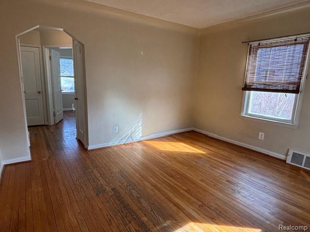 Photo - 1928 Bacon Ave