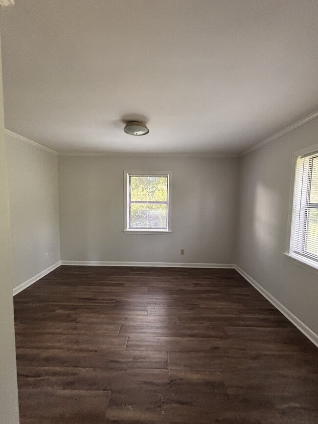 Photo - 210 N Edgewood Dr