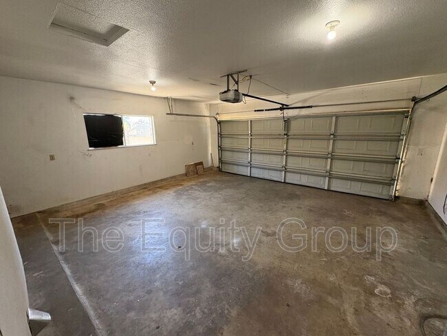 Photo - 708 S Peggy St