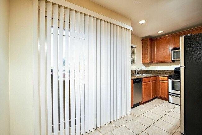 4290 Mount Abernathy