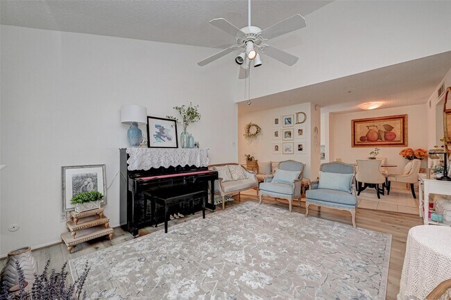 Photo - 7900 N Stadium Dr Unit 260