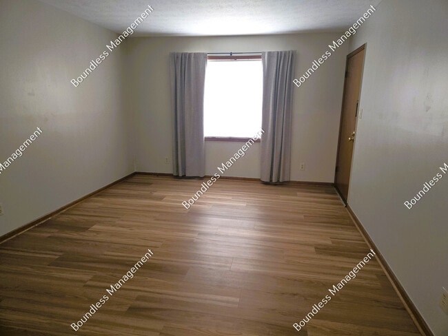 Photo - 1688 W Forrest Ave