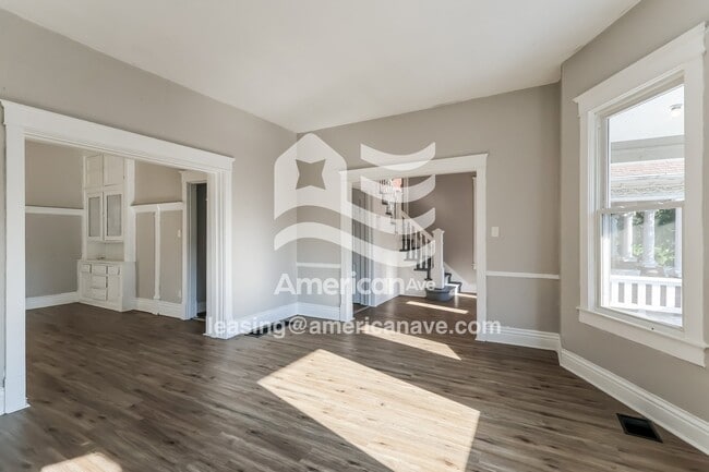 Photo - 664 S 38th St