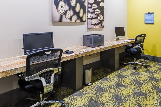 Business Center - Easton Apartment Homes
