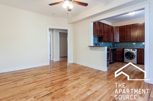 Photo - 3523 N Racine Ave