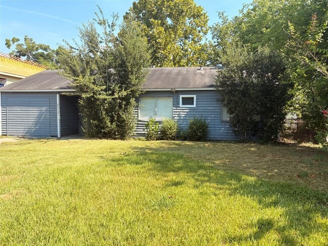 Building Photo - 4323 Groton Dr Rental