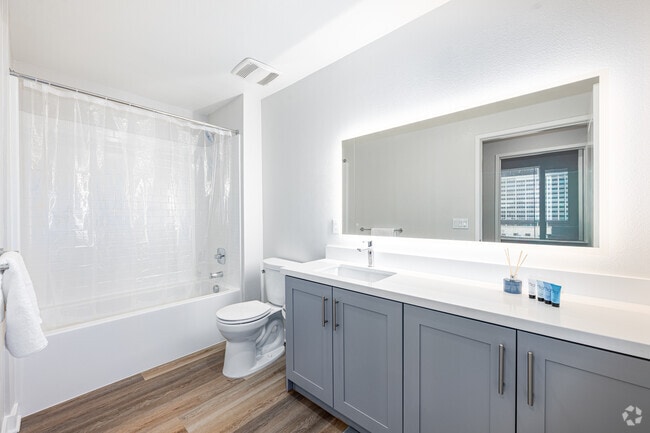 2BR, 2BA - 1155SF - Second Bathroom
