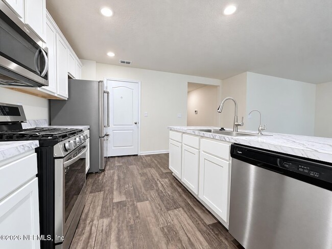 313 Jarama Cir