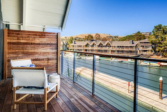 Photo - The Cove at Tiburon