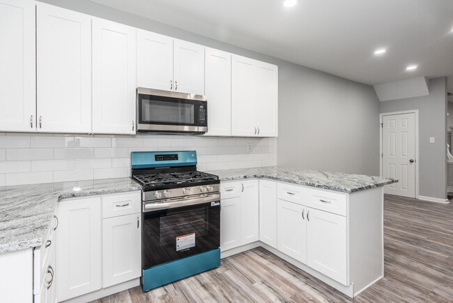 Building Photo - 4644 N 12th St