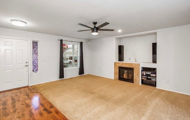 Photo - 1018 NE Mariners Loop