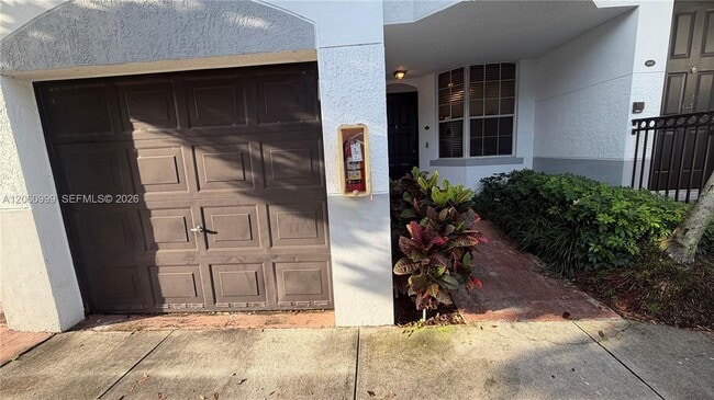 Building Photo - 735 SW 148th Ave Unit 1711