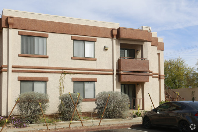 2485 N Alvernon Way Apartments For Rent in Tucson, AZ | ForRent.com